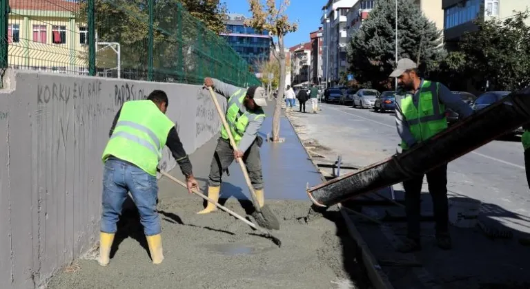 2 MAHALEMİZDE BETON KALDIRIM ÇALIŞMASI YAPILIYOR