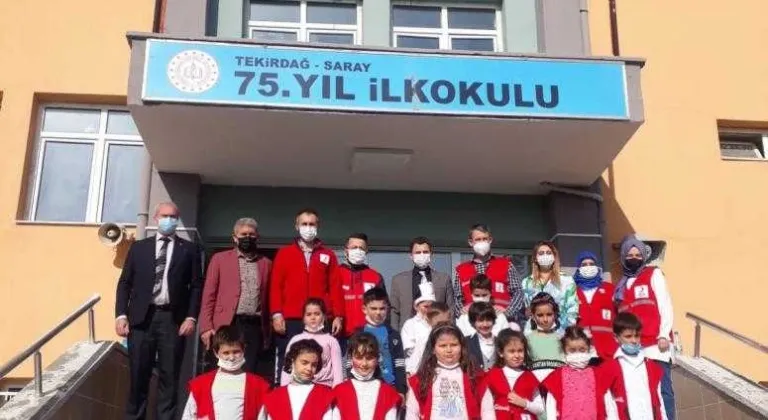 75.Yil ilköğretim Okulu'nda Kızılay Haftası Etkinliği Yapıldı