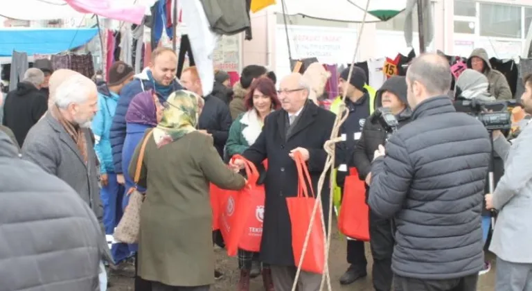 Albayrak Bez Çanta Dağıttı