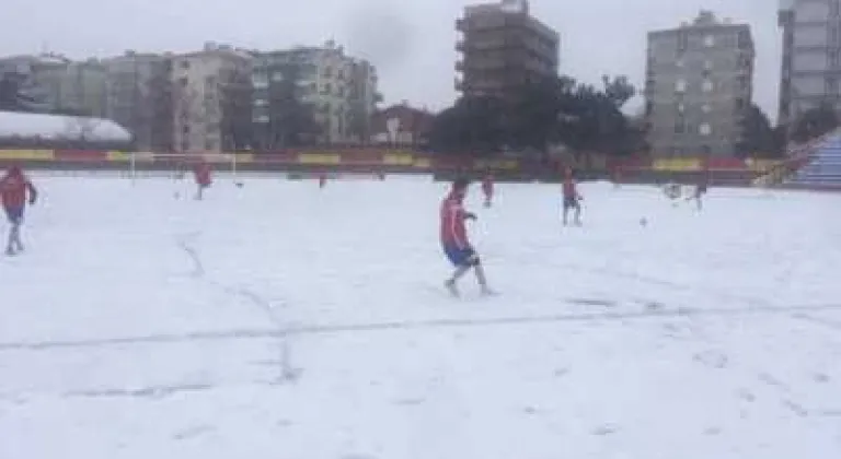 ANEAL Yarı Finalde