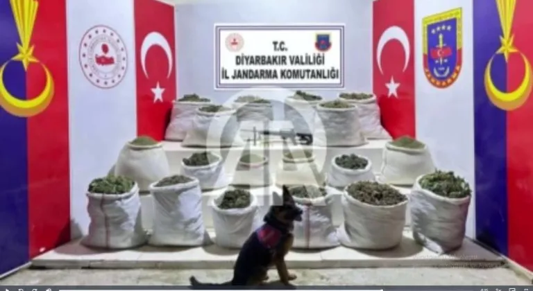  Bakan Yerlikaya, 7 ildeki uyuşturucu operasyonlarında 72 kişinin yakalandığını bildirdi