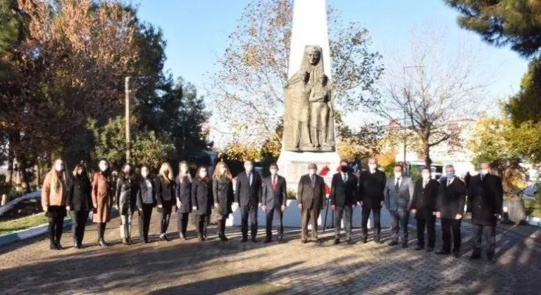 BAŞKAN ALBAYRAK 24 KASIM ÖĞRETMENLER GÜNÜ KUTLAMA ETKİNLİKLERİNE KATILDI