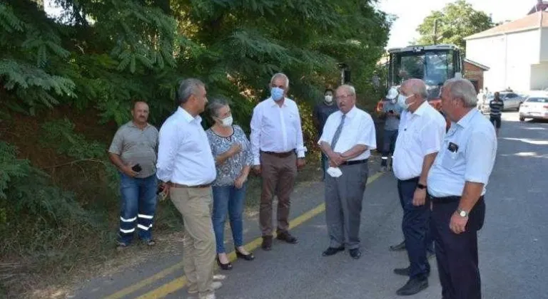 BAŞKAN ALBAYRAK, MALKARA'NIN YÖRÜK MAHALLESİ'NDEKİ BETON YOL ÇALIŞMALARINI İNCELEDİ