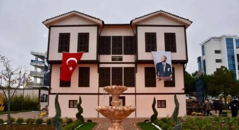 ÇORLU BELEDİYESİ'NDEN 10 KASIM ATATÜRK'Ü ANMA GÜNÜ'NDE ANLAMLI AÇILIŞ