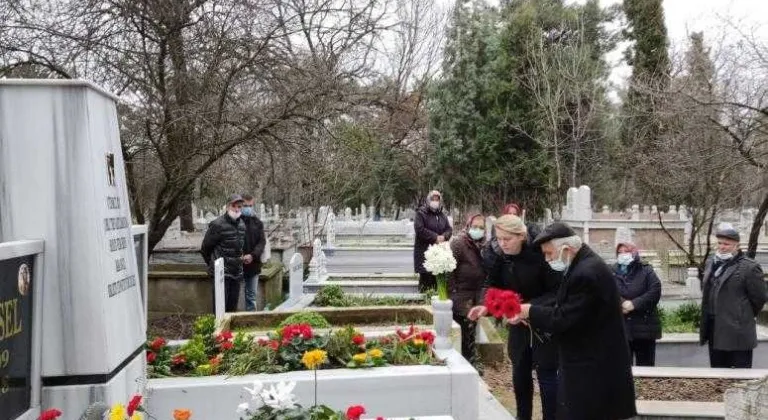 Çorlu Tren Katliamı’nda Hayatını Kaybeden Oğuz Arda Sel, Doğum Gününde Mezarı Başında Anıldı