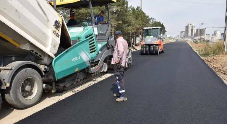 ÇORLU’DA 11.500 TONLUK SICAK ASFALT SERİM ÇALIŞMASI YAPILDI