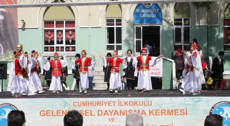 Cumhuriyet İlkokulu Kermesi Başladı