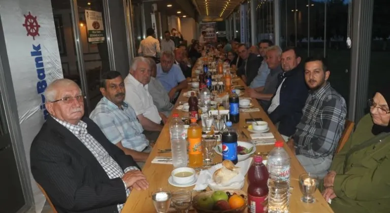 Denizbank iftar yemeği verdi