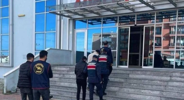 Edirne'de çaldıkları tekne motorlarını İstanbul'da satan 2 zanlı tutuklandı