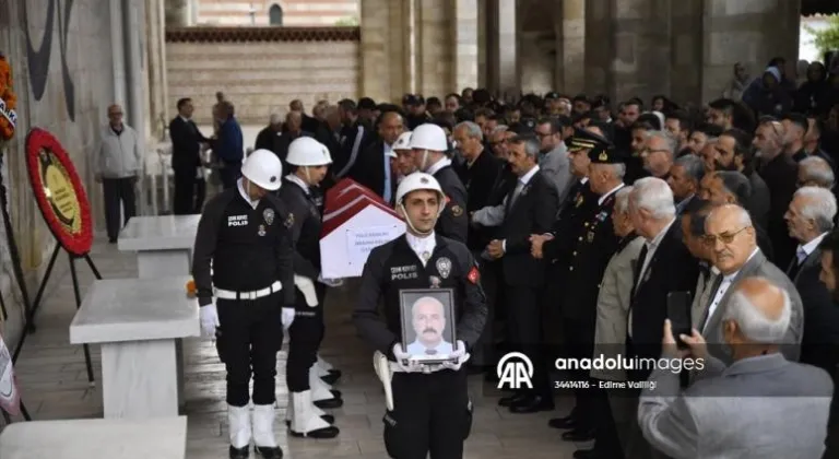 Edirne'de hayatını kaybeden polis memuru toprağa verildi