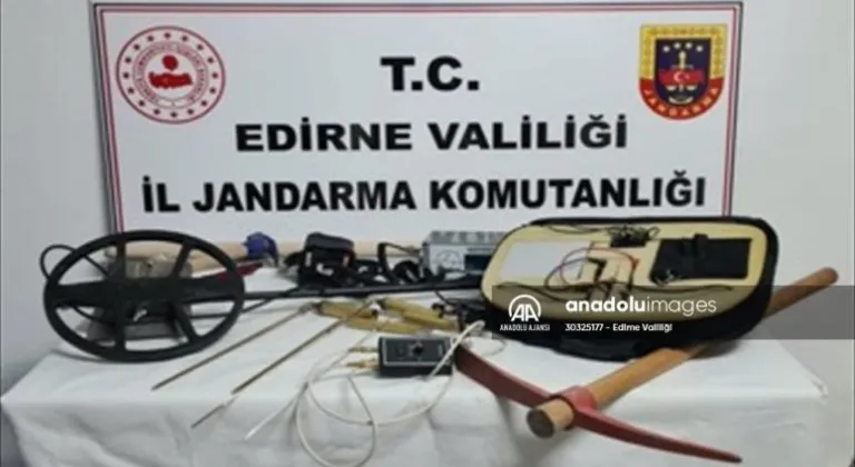 Edirne'de izinsiz kazı yapan 5 kişi suçüstü yakalandı