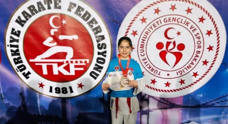 ElisLina Yılmaz Uluslararası Boğaziçi Karate Turnuvası'nda Süleymanpaşa’nın Gururu Oldu