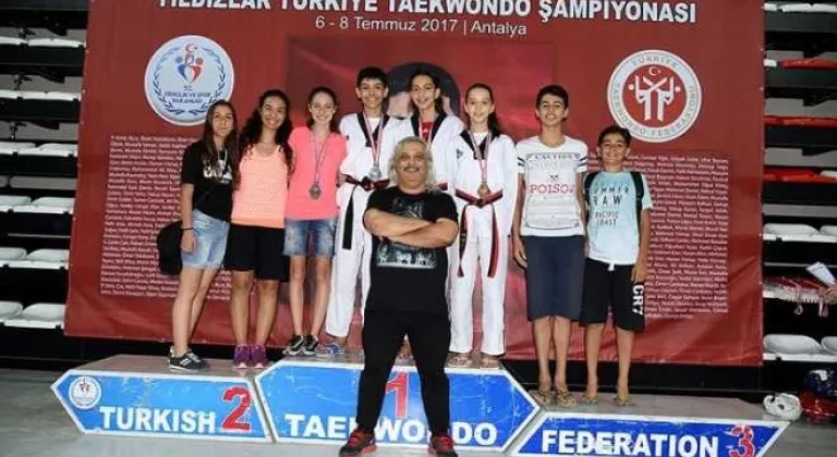 Flipper Taekwondocuları Milli Takım Yolunda