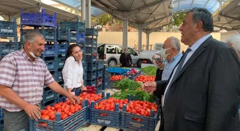 Gürer: “Vatandaş, fileyi dolduramadan pazardan çıkıyor”