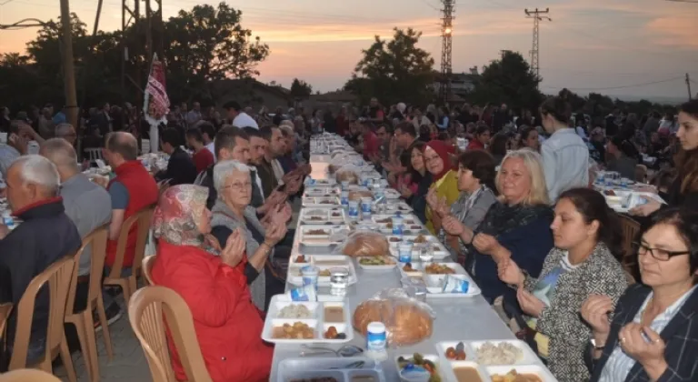 İftar Sofrasında Buluştular