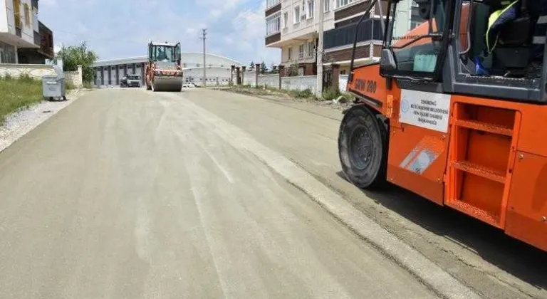 KAPAKLI İLÇESİ FATİH CADDESİNDE YOL YAPIM ÇALIŞMALARI BAŞLADI