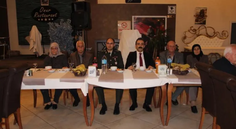 Kaymakamlık, şehit aileleri ve gaziler için iftar programı düzenlendi