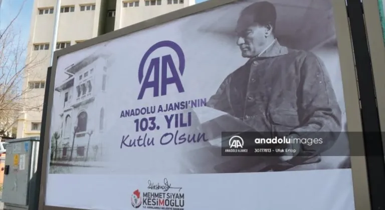 Kırklareli Belediyesi, AA'nın kuruluş yıl dönümünü billboardlara astırdığı afişlerle kutladı