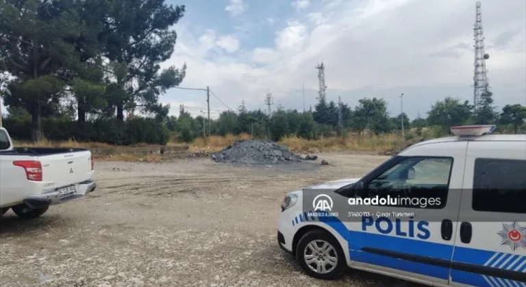 KIRKLARELİ - Boş arazideki duman ve koku yayan atık için inceleme başlatıldı