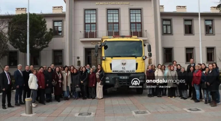 Kırklareli'den deprem bölgesine kıyafet ve uyku tulumu desteği