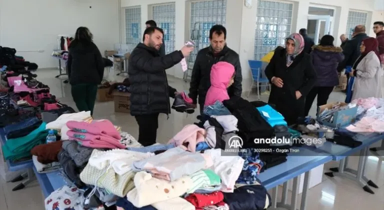 Kırklareli'ndeki öğrenci yurdunda depremzedeler için 