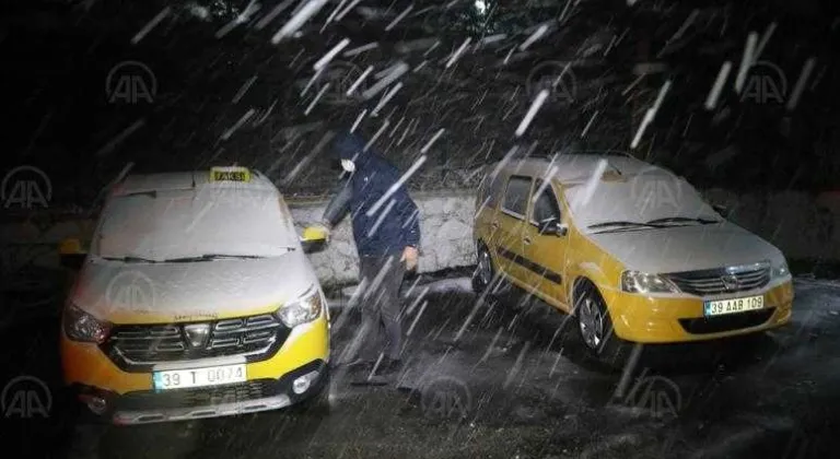 Kırklareli'nin yüksek kesimlerinde kar yağışı başladı