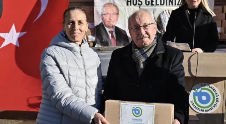 MALKARA'DA ARI ÜRETİCİLERİNE ARI KEKİ DAĞITIMI YAPILDI