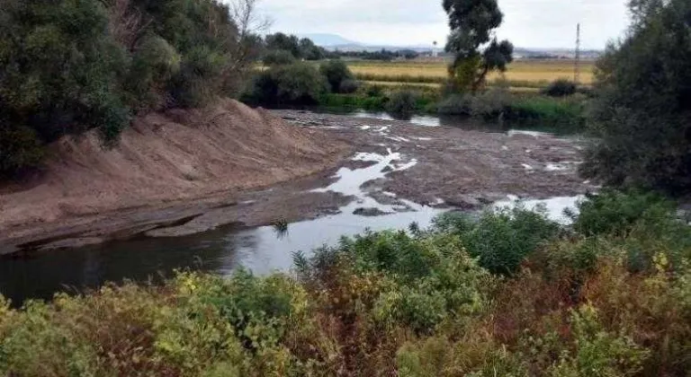 Meriç gibi Tunca Nehri'nde de kuraklığın etkisi görülüyor