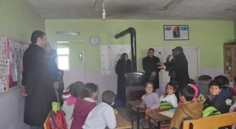 Özel Anadolu Lisesi Yardımları Erzurum'a Ulaştırdı 