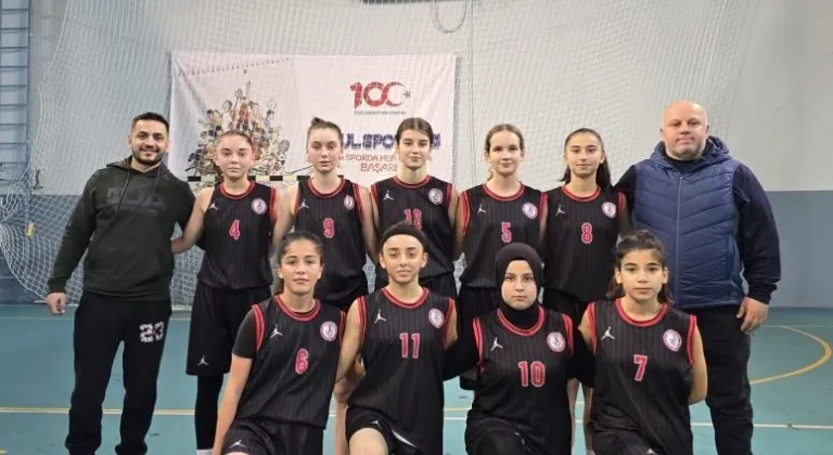 Saray Belediye Spor U14 Kız Basketbol Takımı’ndan Farklı Galibiyet