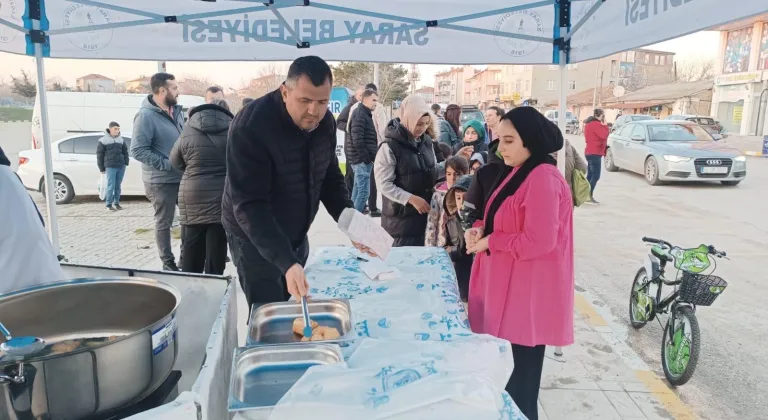 Saray Belediyesi Beyazköy ve Büyükyoncalı’da lokma dağıttı