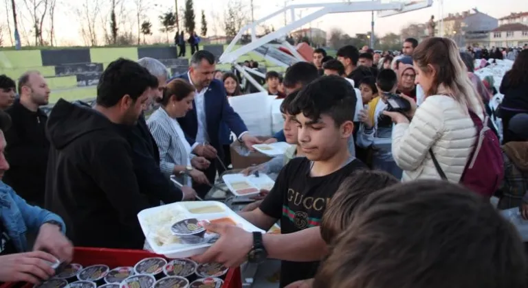 Saray Belediyesi Büyükyoncalı Mahallesi’nde iftar yemeği verdi