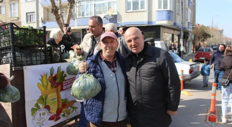 Saray Belediyesi’nden ücretsiz ıspanak ve lahana