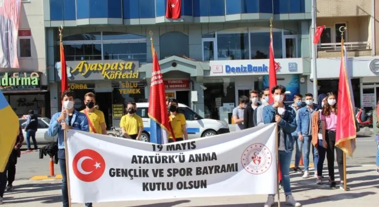  SARAY’DA 19 MAYIS ATATÜRK’Ü ANMA GENÇLİK VE SPOR BAYRAMI KUTLANDI 