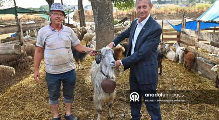 Süleymanpaşa Belediye Başkanı Uzunlar, kurban pazarını ziyaret etti