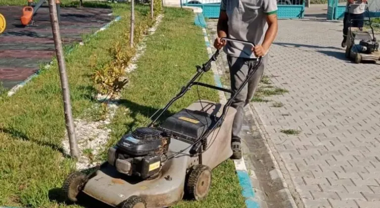 Süleymanpaşa Belediyesi ekipleri şehrin her noktasında çalışmalarını sürdürüyor