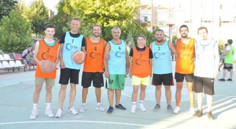 TAKIMINI KUR SAHAYA ÇIK 2 BASKETBOL TURNUVASI BAŞLADI