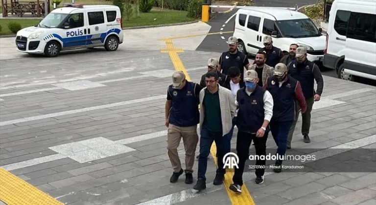 Tekirdağ merkezli terör operasyonunda yakalanan şüphelilerden 4'ü daha adliyeye sevk edildi