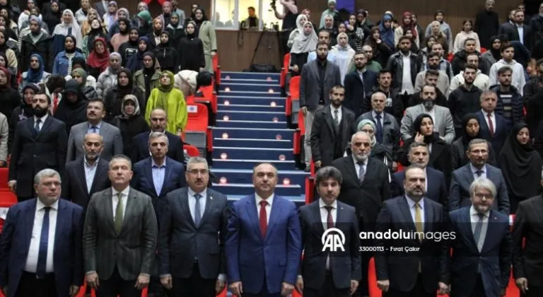 Tekirdağ'da 1. Uluslararası Çağdaş Dini Meseleler Sempozyumu başladı