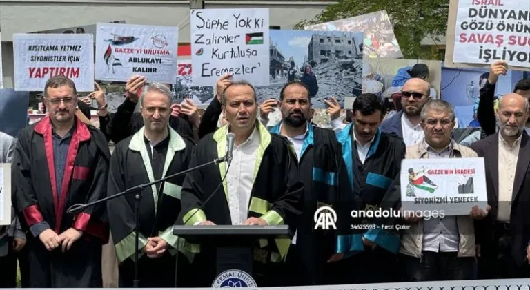 Tekirdağ'da akademisyenler İsrail'in Gazze'ye saldırılarını protesto etti