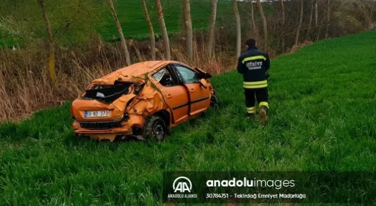 Tekirdağ'da devrilen otomobildeki 1 kişi öldü, 1 kişi yaralandı