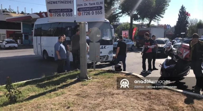 Tekirdağ'da minibüs ile çarpışan motosikletin sürücüsü ağır yaralandı