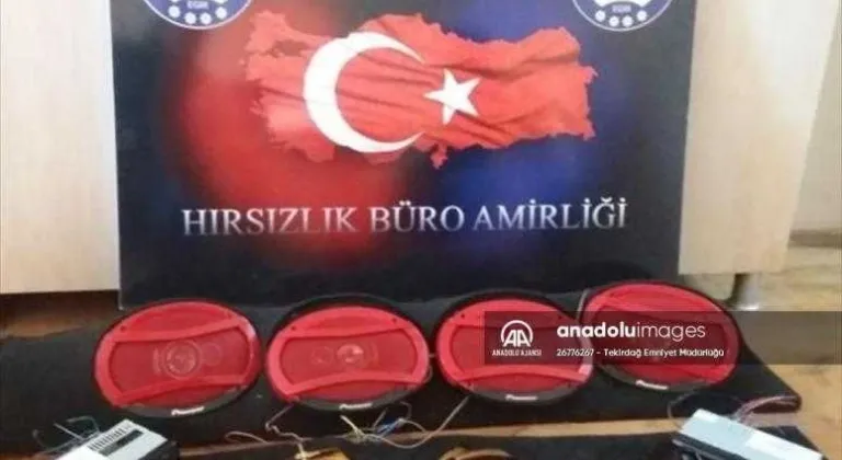 Tekirdağ'da otomobillerden ses sistemi çaldığı tespit edilen 3 kişi yakalandı