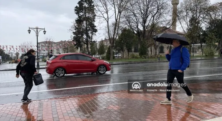 Tekirdağ'da sağanak etkili oldu