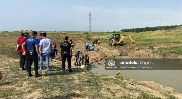 Tekirdağ'da serinlemek için gölete giren çocuk boğuldu