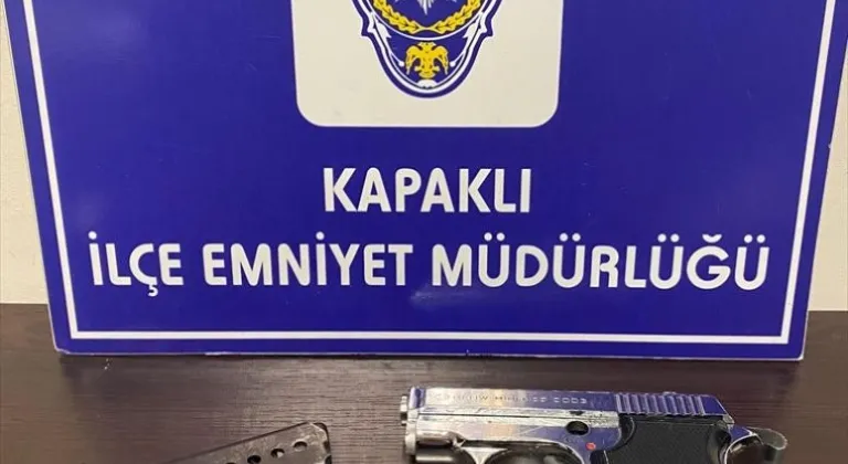 Tekirdağ'da terör örgütü PKK propagandası yaptığı iddiasıyla 2 zanlı yakalandı