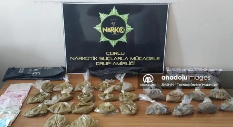 Tekirdağ'da toprağa gizlenmiş 1 kilo 250 gram esrar ele geçirildi