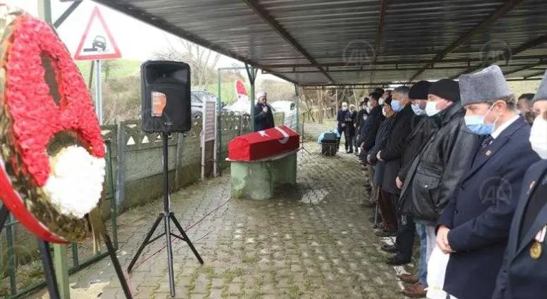 Tekirdağ'da vefat eden Kıbrıs gazisi son yolculuğuna uğurlandı