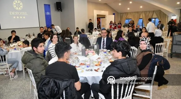 Tekirdağ'da yetim çocuklar için iftar programı düzenlendi