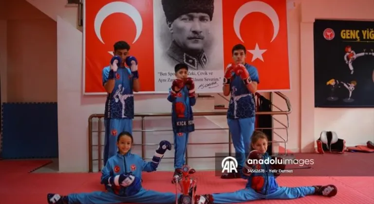 Tekirdağlı sporcular Kick Boks Dünya Kupası'nda mücadele edecek